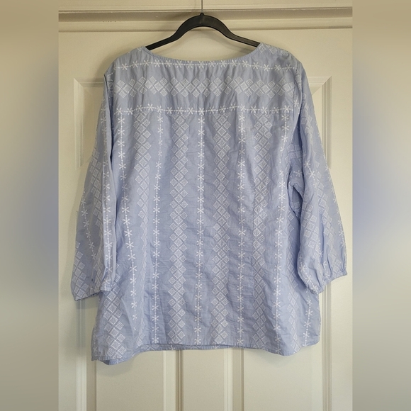 Talbots Blue & White Cotton Embroidered Peasant Top - Size 2X - Picture 2 of 8